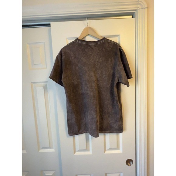 Vintage The Mountain Mens Animal Print Wolf Eagle Graphic tShirt L Granola - Picture 3 of 4